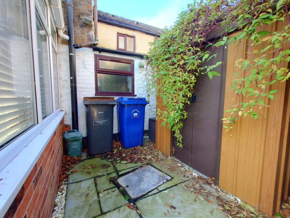 Images for Dales Green, Rookery, Stoke-on-Trent EAID:49b9316610c762073834153eee719ae7 BID:1