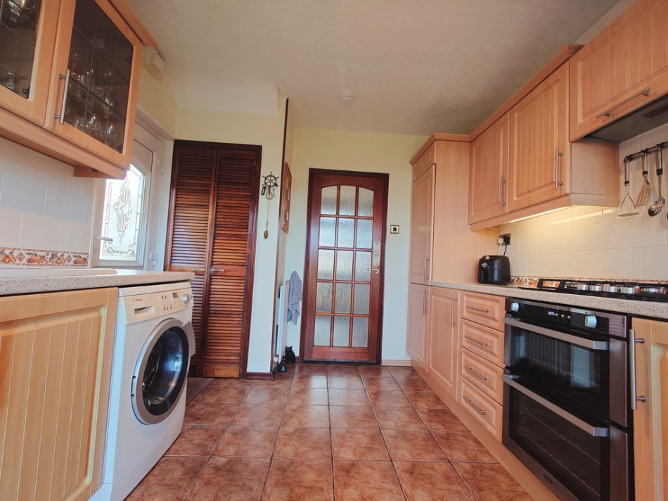 Images for Moreton Close, Kidsgrove, Stoke-on-Trent EAID:49b9316610c762073834153eee719ae7 BID:1