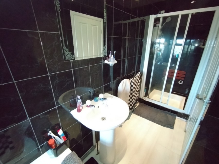 Images for Barber Road, Chell, Stoke-on-Trent EAID:49b9316610c762073834153eee719ae7 BID:1