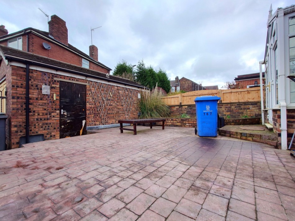 Images for Moorland Road, Burslem, Stoke-on-Trent EAID:49b9316610c762073834153eee719ae7 BID:1