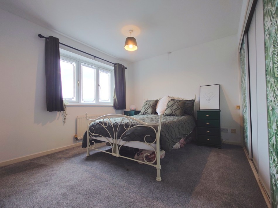 Images for Calrofold Drive, Waterhays, Newcastle EAID:49b9316610c762073834153eee719ae7 BID:1