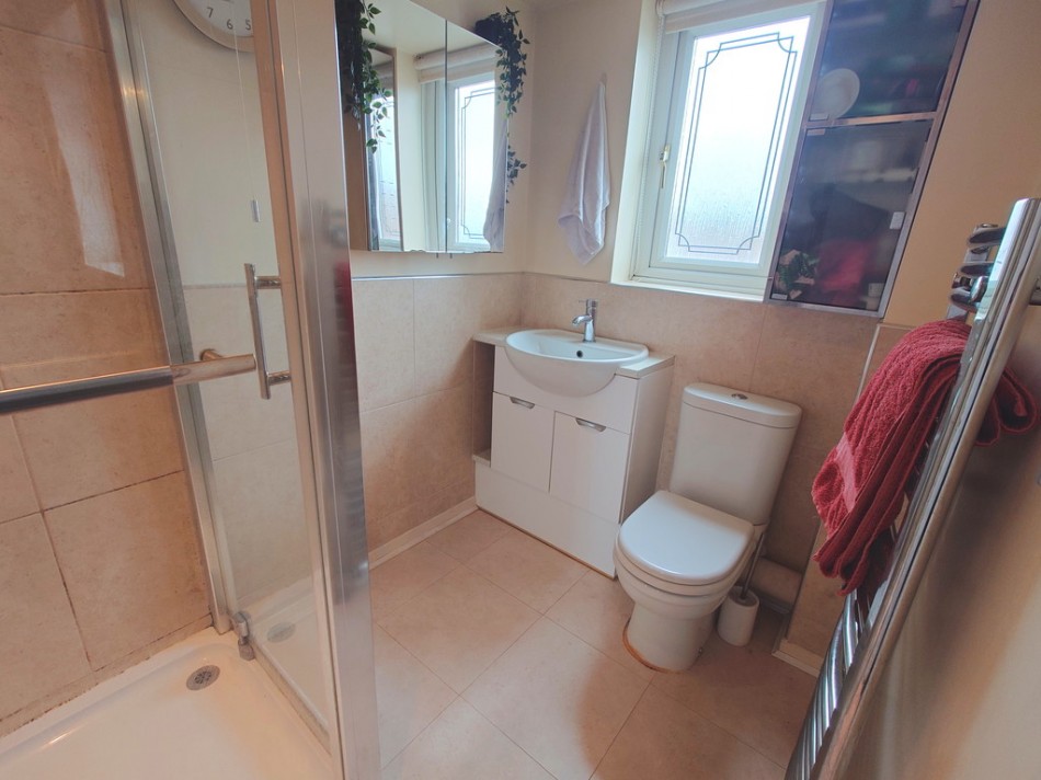 Images for Calrofold Drive, Waterhays, Newcastle EAID:49b9316610c762073834153eee719ae7 BID:1