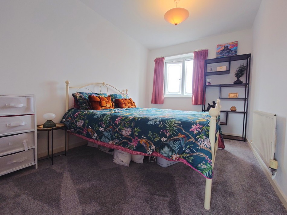 Images for Calrofold Drive, Waterhays, Newcastle EAID:49b9316610c762073834153eee719ae7 BID:1