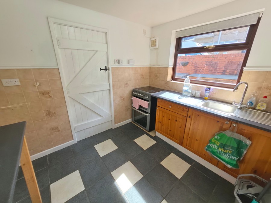 Images for Liverpool Road, Kidsgrove, Stoke-on-Trent EAID:49b9316610c762073834153eee719ae7 BID:1