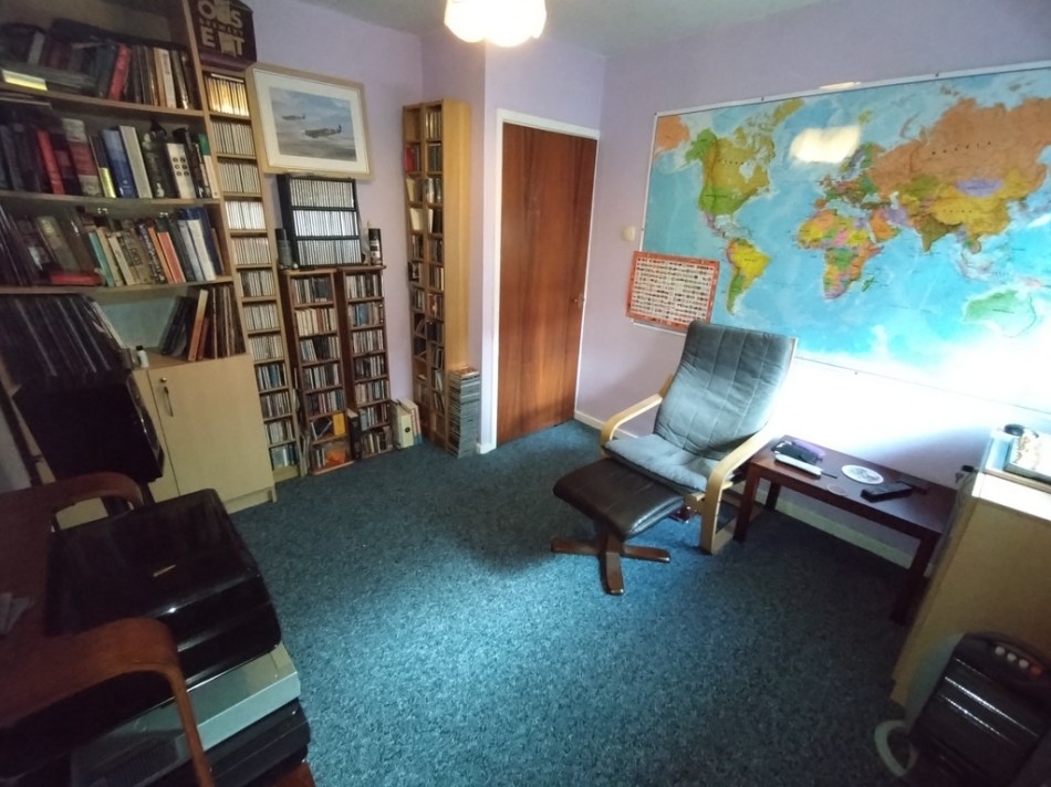 Images for Swan Close, Talke, Stoke-on-Trent EAID:49b9316610c762073834153eee719ae7 BID:1