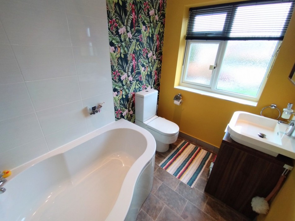 Images for Kinnersley Avenue, Clough Hall, Kidsgrove, Stoke-on-Trent EAID:49b9316610c762073834153eee719ae7 BID:1