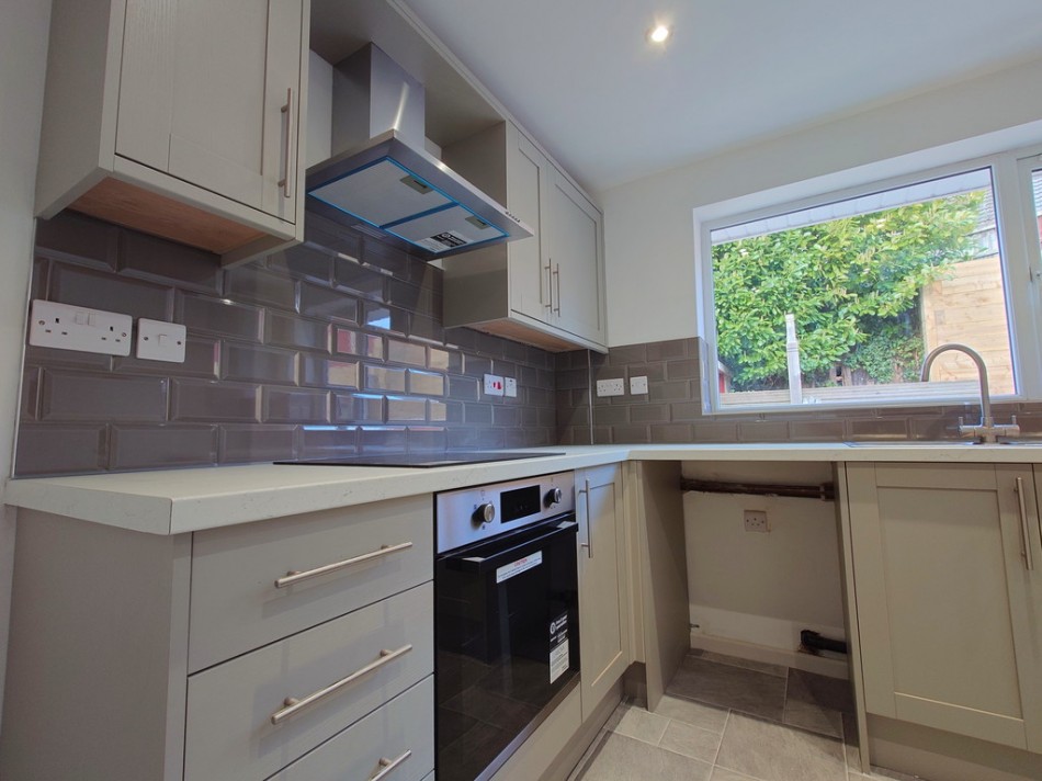 Images for Deepdale Close, Norton Le Moors, Stoke-on-Trent EAID:49b9316610c762073834153eee719ae7 BID:1