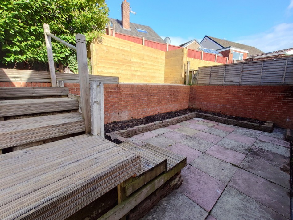 Images for Deepdale Close, Norton Le Moors, Stoke-on-Trent EAID:49b9316610c762073834153eee719ae7 BID:1