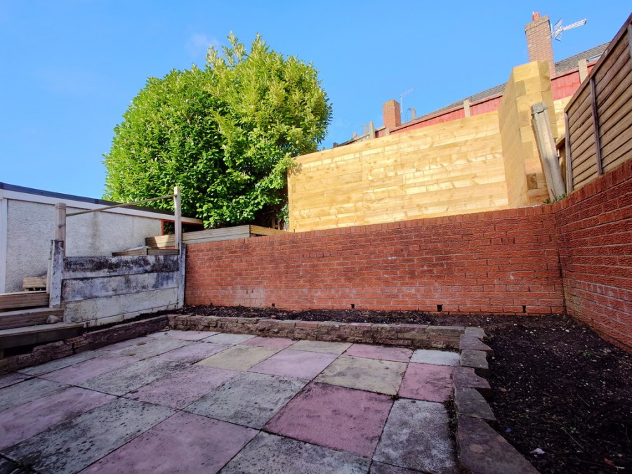 Images for Deepdale Close, Norton Le Moors, Stoke-on-Trent EAID:49b9316610c762073834153eee719ae7 BID:1