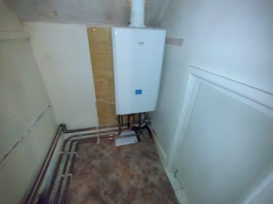 Images for Laburnum Close, Kidsgrove EAID:49b9316610c762073834153eee719ae7 BID:1