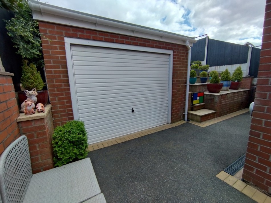 Images for Hillside Avenue, Kidsgrove, Stoke-on-Trent EAID:49b9316610c762073834153eee719ae7 BID:1