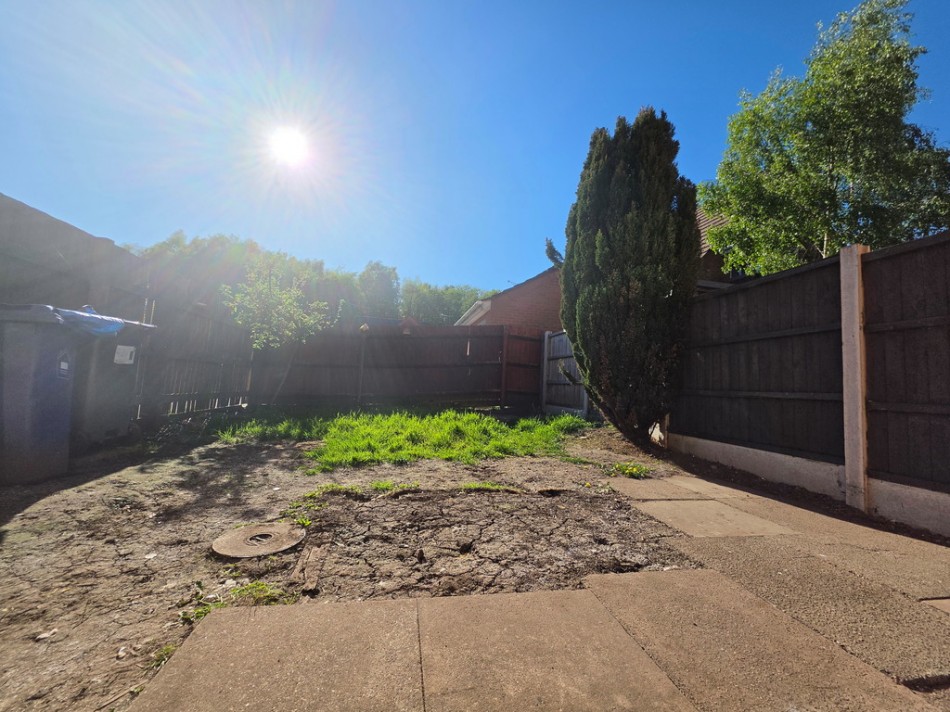 Images for Birch Valley Road, Kidsgrove, Stoke-on-Trent EAID:49b9316610c762073834153eee719ae7 BID:1