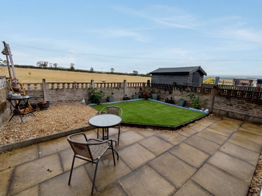 Images for Lordshire Place, Packmoor, Stoke-on-Trent EAID:49b9316610c762073834153eee719ae7 BID:1