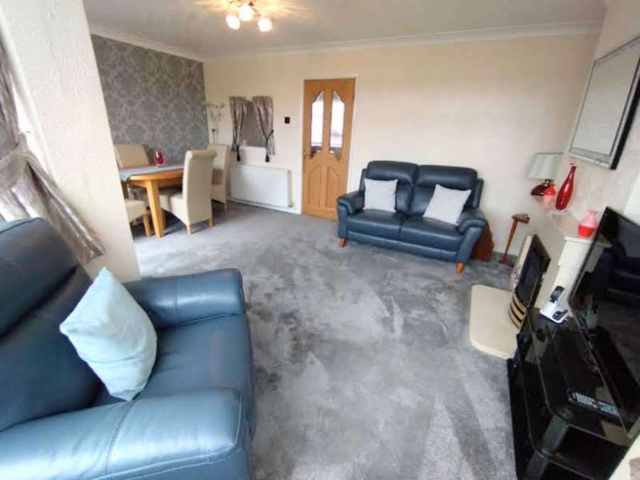 Images for Lordshire Place, Packmoor, Stoke-on-Trent EAID:49b9316610c762073834153eee719ae7 BID:1