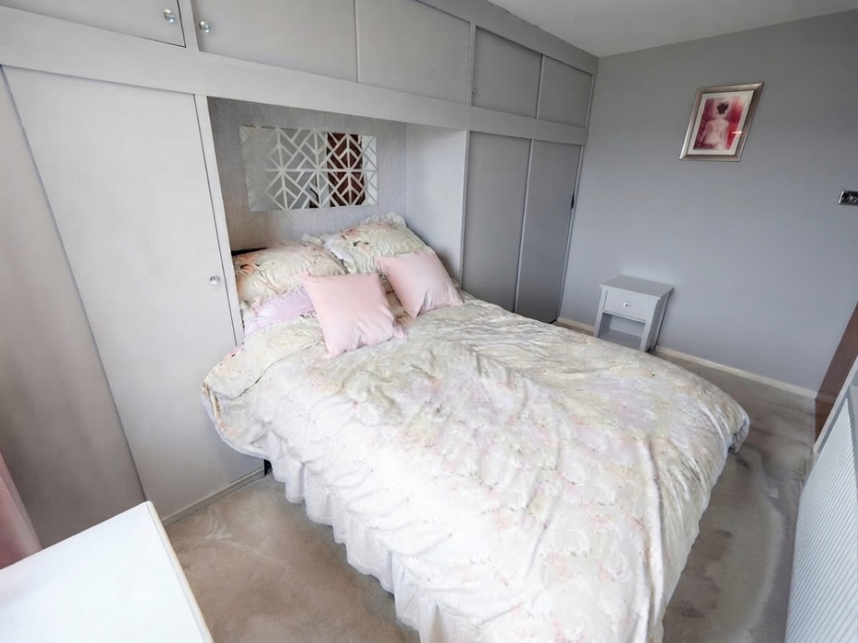 Images for Lordshire Place, Packmoor, Stoke-on-Trent EAID:49b9316610c762073834153eee719ae7 BID:1