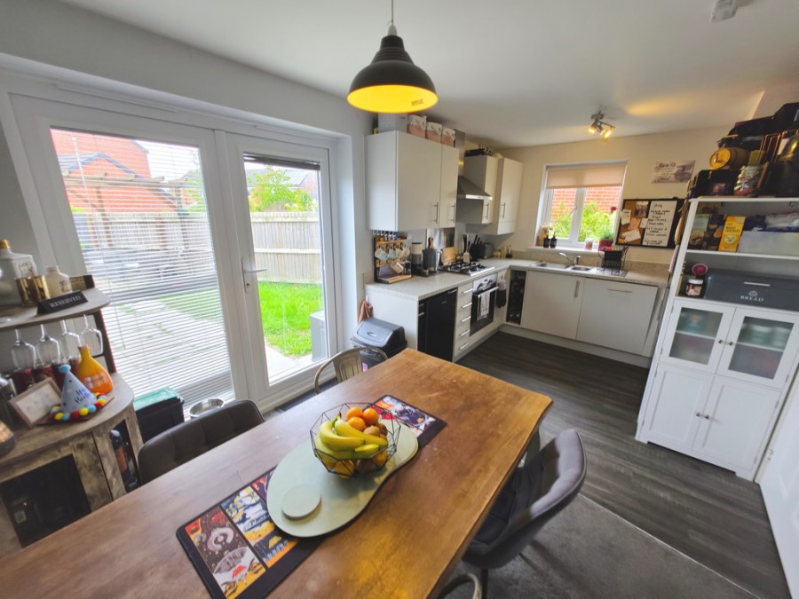 Images for Morris Road, Alsager, Stoke-on-Trent EAID:49b9316610c762073834153eee719ae7 BID:1