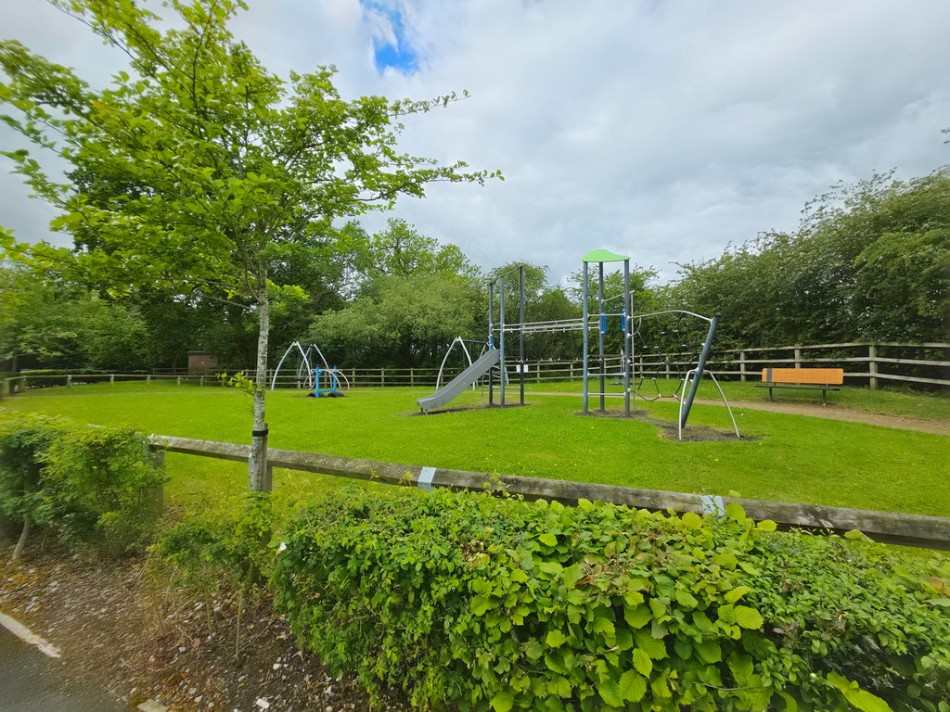 Images for Morris Road, Alsager, Stoke-on-Trent EAID:49b9316610c762073834153eee719ae7 BID:1