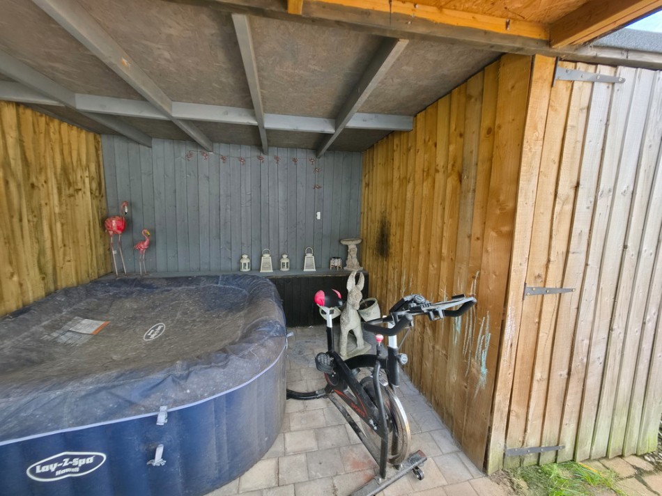 Images for Congleton Road, Talke, Stoke-on-Trent EAID:49b9316610c762073834153eee719ae7 BID:1