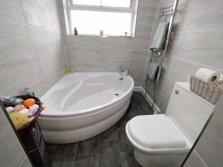 Images for Long Lane, Harriseahead, Stoke-on-Trent EAID:49b9316610c762073834153eee719ae7 BID:1