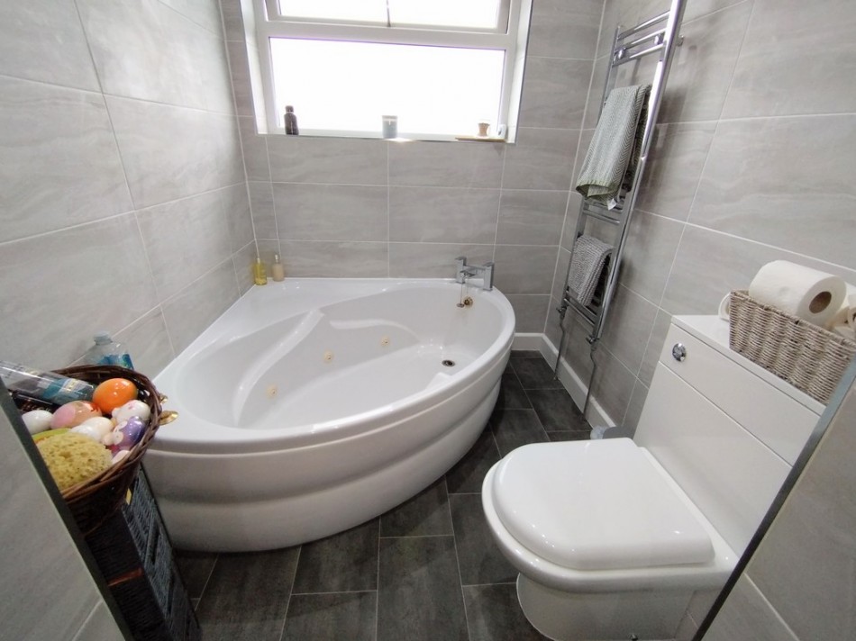 Images for Long Lane, Harriseahead, Stoke-on-Trent EAID:49b9316610c762073834153eee719ae7 BID:1