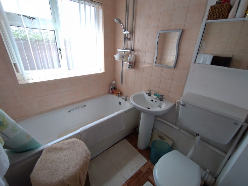 Images for Woodhall Road, Kidsgrove, Stoke-on-Trent EAID:49b9316610c762073834153eee719ae7 BID:1