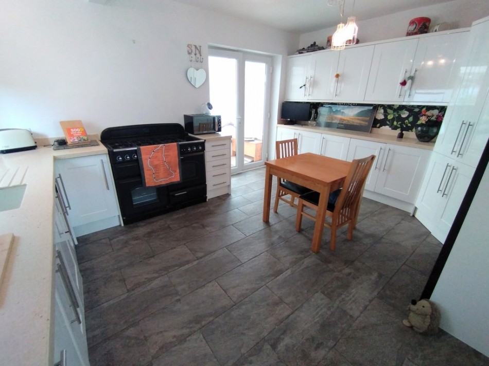 Images for High Street, Harriseahead, Stoke-on-Trent EAID:49b9316610c762073834153eee719ae7 BID:1