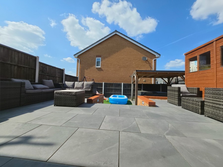 Images for Darwin Drive, Burslem, Stoke-on-Trent EAID:49b9316610c762073834153eee719ae7 BID:1