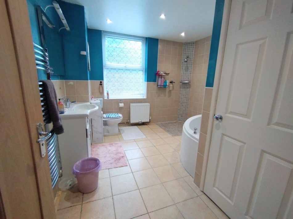 Images for Queen Street, Kidsgrove, Stoke-on-Trent EAID:49b9316610c762073834153eee719ae7 BID:1