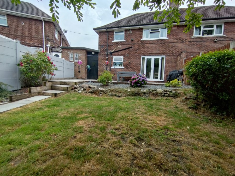 Images for Grove Avenue, Kidsgrove, Stoke-on-Trent EAID:49b9316610c762073834153eee719ae7 BID:1