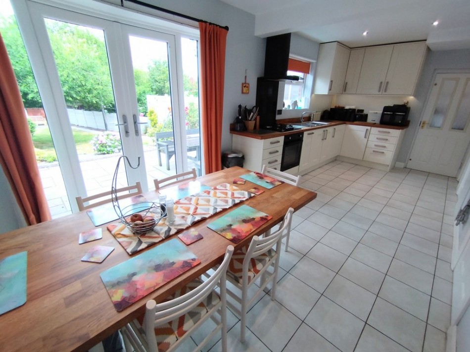 Images for Grove Avenue, Kidsgrove, Stoke-on-Trent EAID:49b9316610c762073834153eee719ae7 BID:1