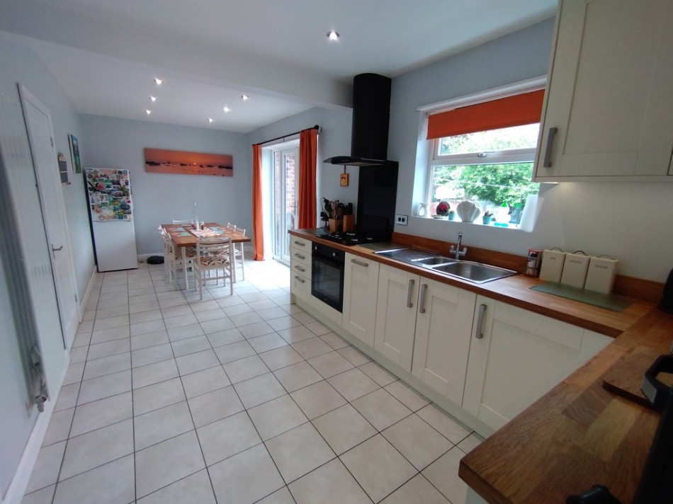 Images for Grove Avenue, Kidsgrove, Stoke-on-Trent EAID:49b9316610c762073834153eee719ae7 BID:1